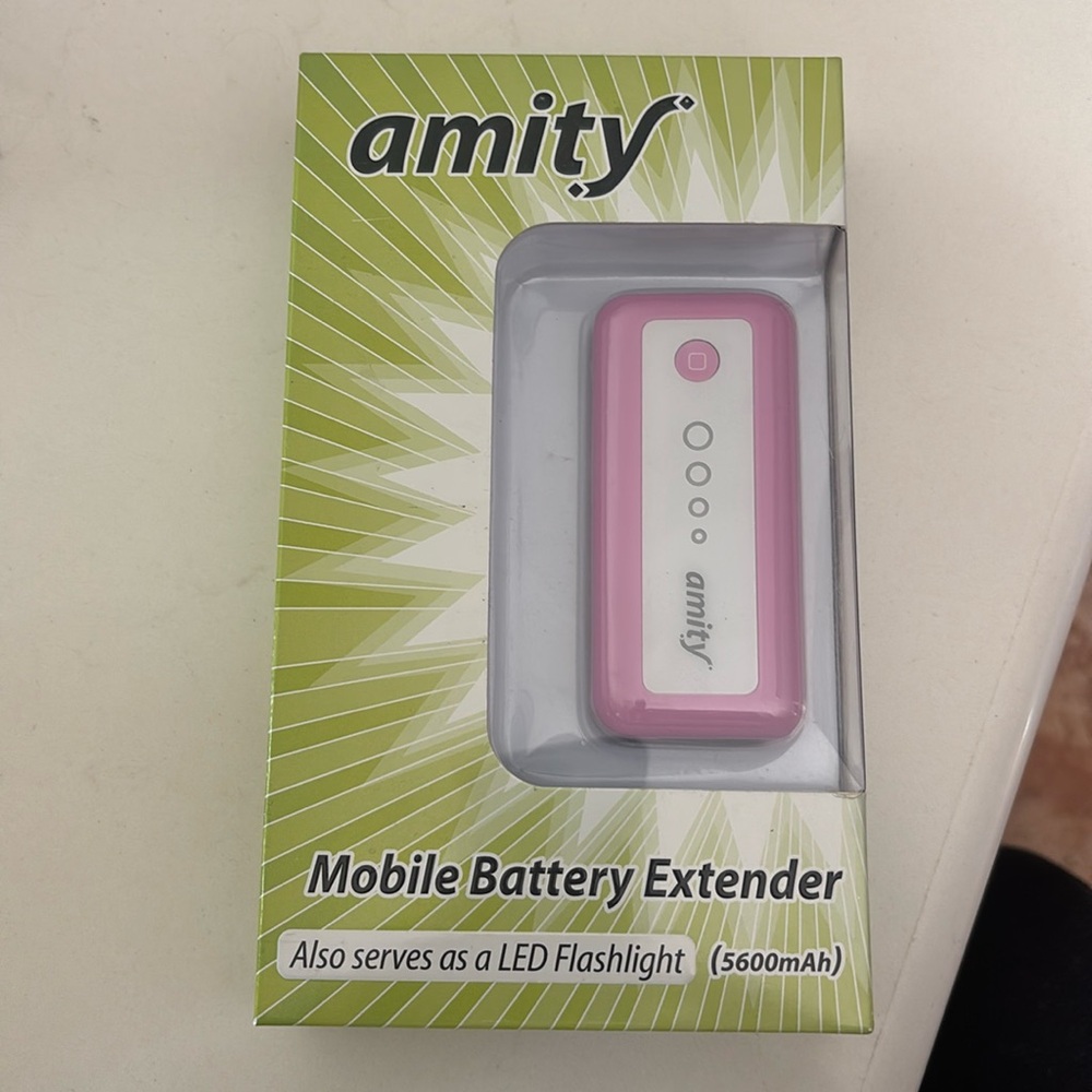 AMITY Pink Mobile Battery Extender - Picture 2 of 5